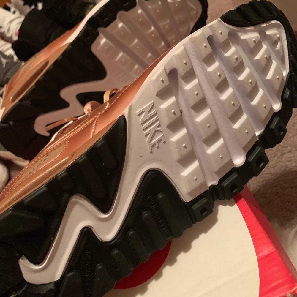 Nike air max 90 size 6Y